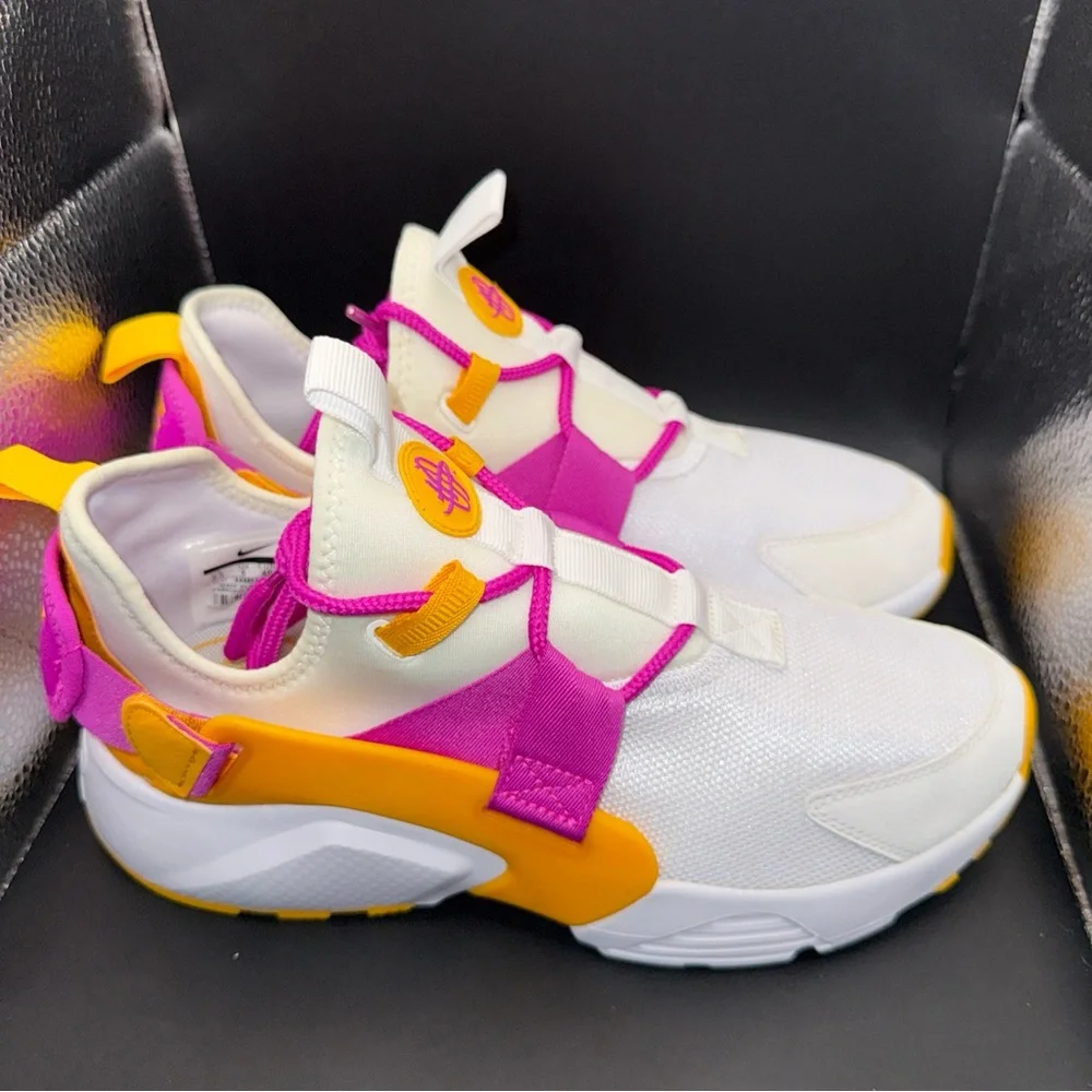 Size 8.5 - Nike Air Huarache City Low White Fuschia Wmns, Clean, With Box, Great - Picture 5 of 10